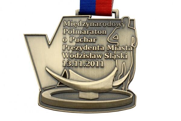 Medal z Międzynarodowego Półmaratonu o Puchar Prezydenta Miasta Wodzisława Śląskiego